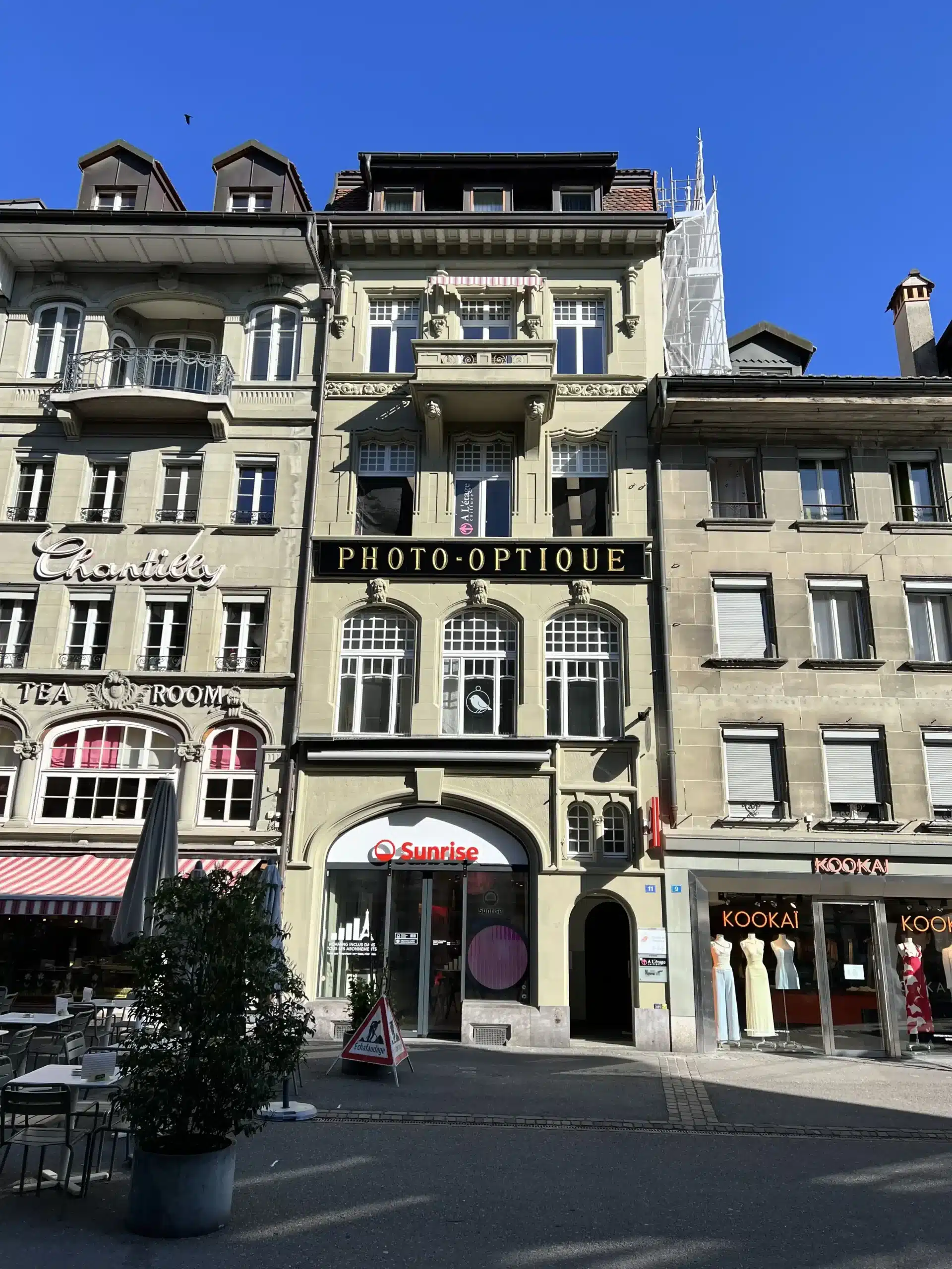 01apre╠Çs